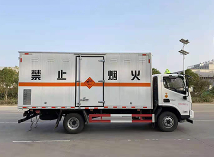 天元爆破器材运输车