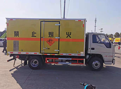 天元爆破器材运输车