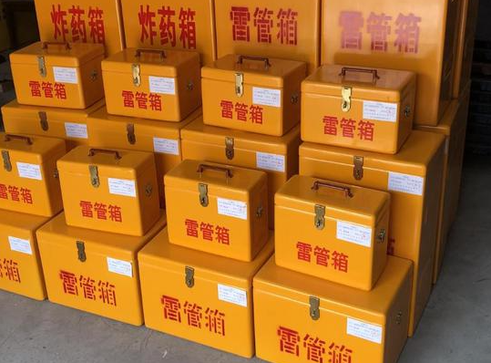 天元玻璃钢雷管箱的使用寿命一般是多少？